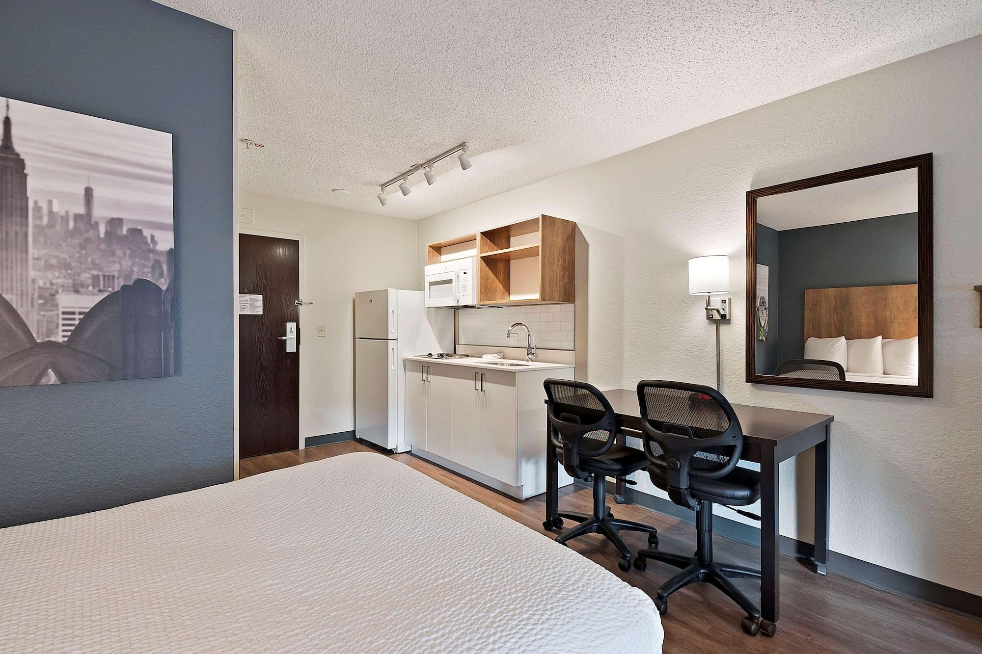 Extended America - Lauderdale - Convention Center - Cruise Port Hotel 2*