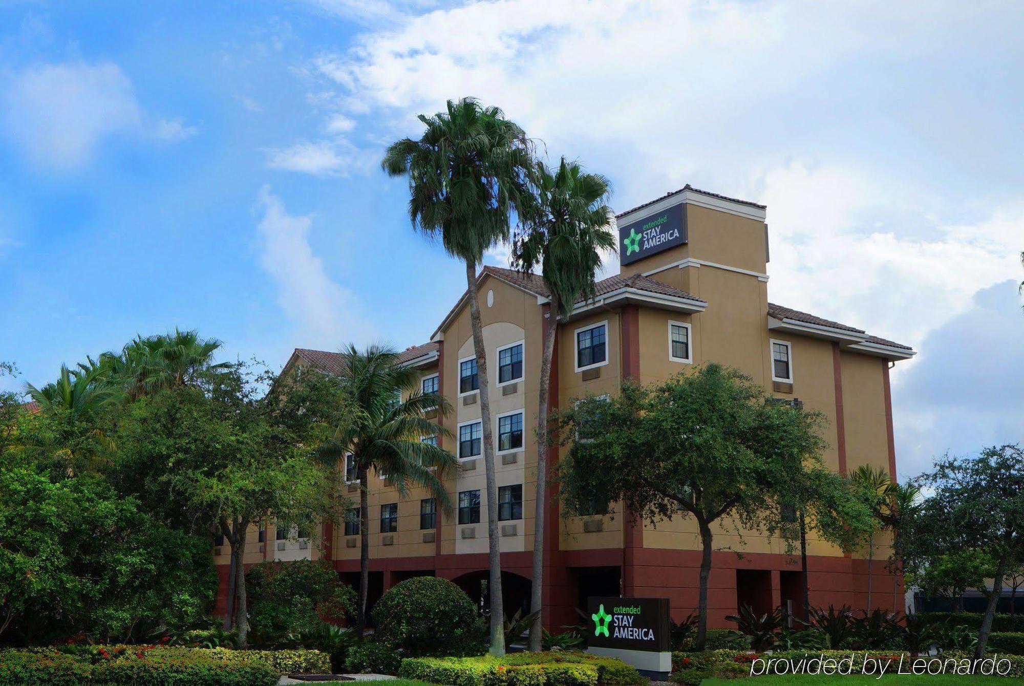 Extended America - Lauderdale - Convention Center - Cruise Port Fort Lauderdale